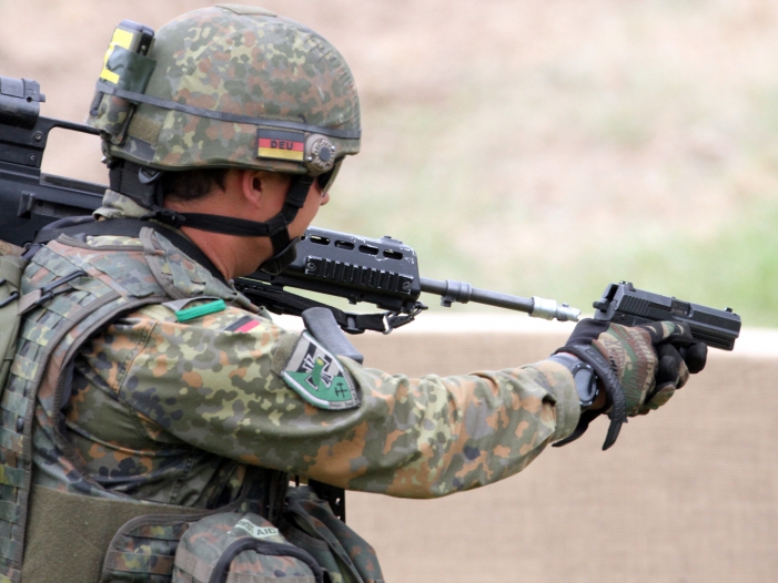 Verteidigungsministerin hält Bundeswehr für einsatzbereit