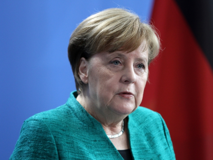 Schulz kritisiert Merkel für Zögern bei EU-Integration