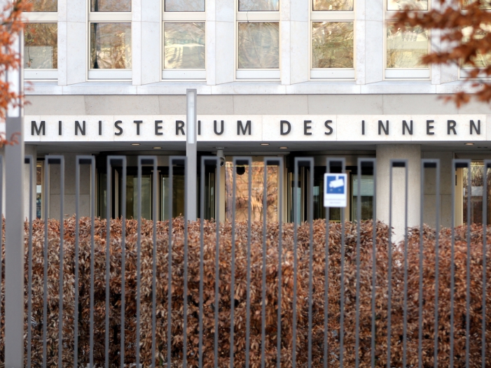 Streit um AfD-Nennung in Verfassungsschutzbericht