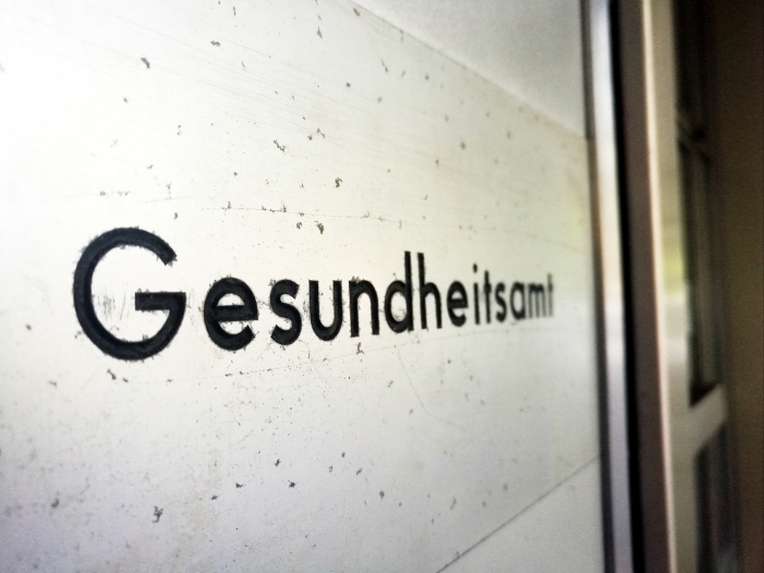 Lauterbach fordert Strategiewechsel bei Kontaktnachverfolgung
