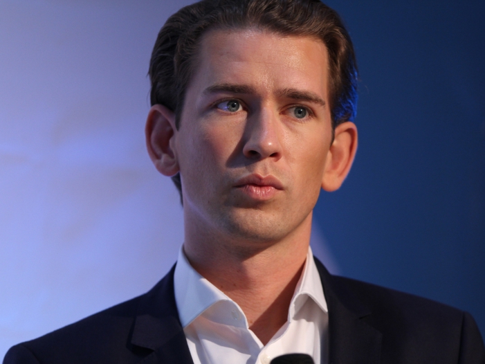 Kurz verkündet harten Lockdown in Österreich Kurz verkündet harten Lockdown in Österreich