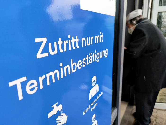 Staatsrechtler halten Impfregeln per Verordnung für verfassungswidrig