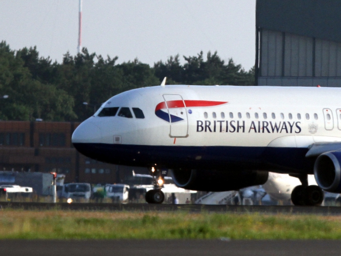 Lauterbach fordert Urlaubs-Verbot für Briten in der EU Lauterbach fordert Urlaubs-Verbot für Briten in der EU