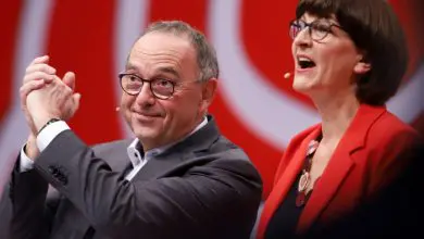 Scholz: Esken und Walter-Borjans sollen Parteivorsitzende bleiben 