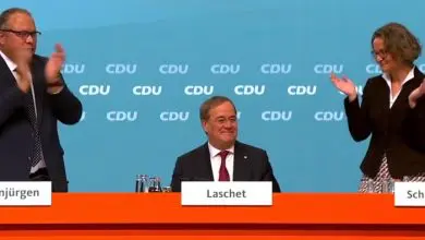 Laschet in NRW mit langem Applaus als CDU-Landeschef verabschiedet 