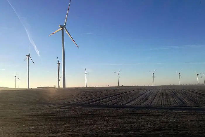Krischer: Widerstand gegen Windkraft notfalls mit Gesetzen brechen 