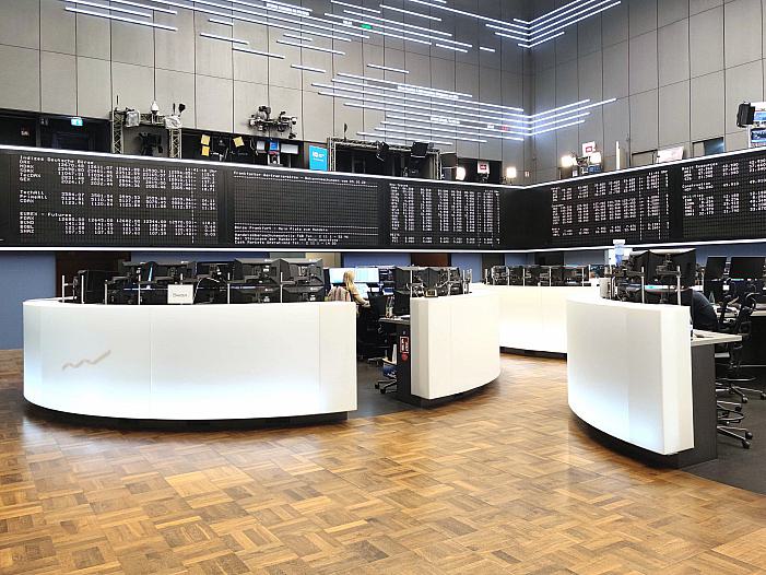 Dax legt kräftig zu - Bankenwerte vorn