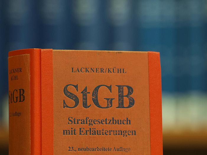Reul kritisiert Forderungen nach Senkung des Strafmündigkeitsalters