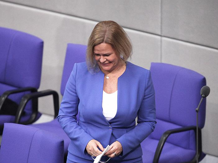 Faeser kritisiert Dominanz von Männern in Sportverbänden Faeser kritisiert Dominanz von Männern in Sportverbänden