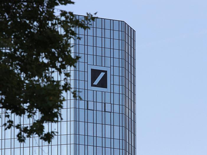 Investoren kritisieren Hauptversammlung der Deutschen Bank