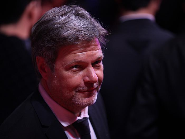 Habeck glaubt an Verabschiedung von Heizungsgesetz vor Sommerpause