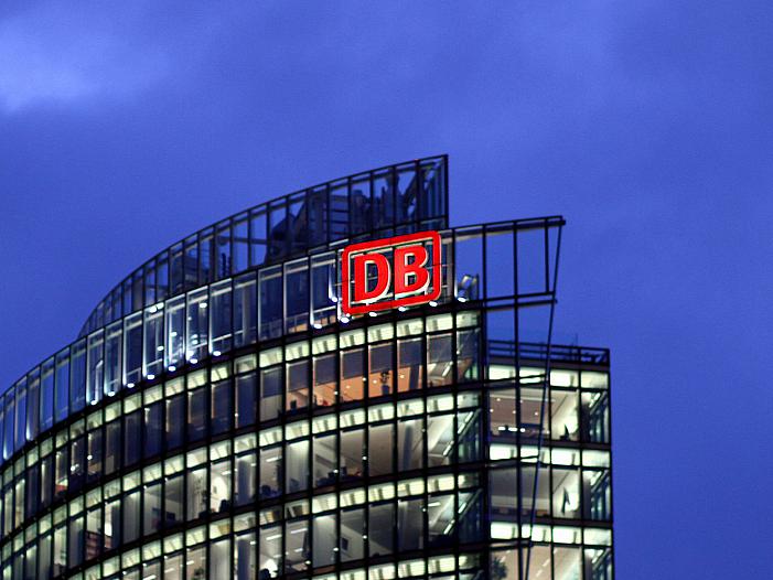 Bahn macht EVG Vorwürfe - "Wirft fast fertigen Abschluss weg"