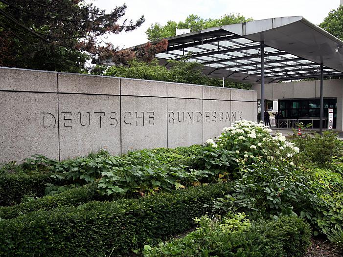 Bundesbank zerstreut Hoffnung auf baldigen "Zinsgipfel"