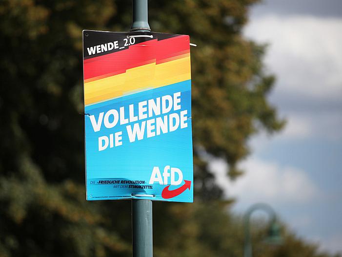 AfD-Höhenflug: Verfassungsrechtler warnt vor Weimarer Verhältnissen AfD-Höhenflug: Verfassungsrechtler warnt vor Weimarer Verhältnissen