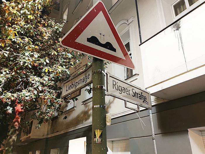 Rigaer Straße: Eigentümer von Szene-Treff strebt Teilräumung an Rigaer Straße: Eigentümer von Szene-Treff strebt Teilräumung an