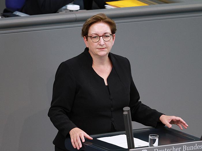 Geywitz kündigt Baugeld-Erhöhung für Familien an Geywitz kündigt Baugeld-Erhöhung für Familien an