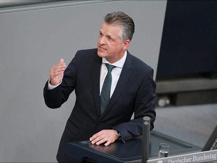 Frei nennt Deutschland "Geisterfahrer" in EU-Flüchtlingspolitik