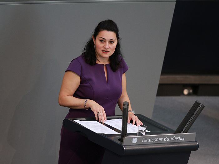 Kaddor kritisiert neue "flexible Schwerpunktkontrollen"