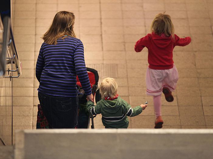Regierung sieht bei Kindergrundsicherung staatliche "Bringschuld"