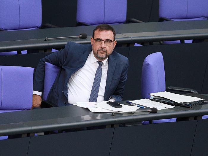 Sondierungen: Holetschek kritisiert "Bierzeltmodus" der Freien Wähler Sondierungen: Holetschek kritisiert "Bierzeltmodus" der Freien Wähler