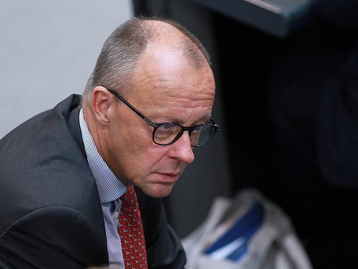 Merz: "Emotional ist die Einheit noch nicht vollendet"