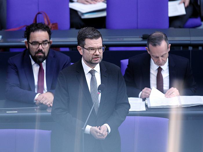 Justizminister pocht auf harte Strafen gegen Hamas-Unterstützer Justizminister pocht auf harte Strafen gegen Hamas-Unterstützer