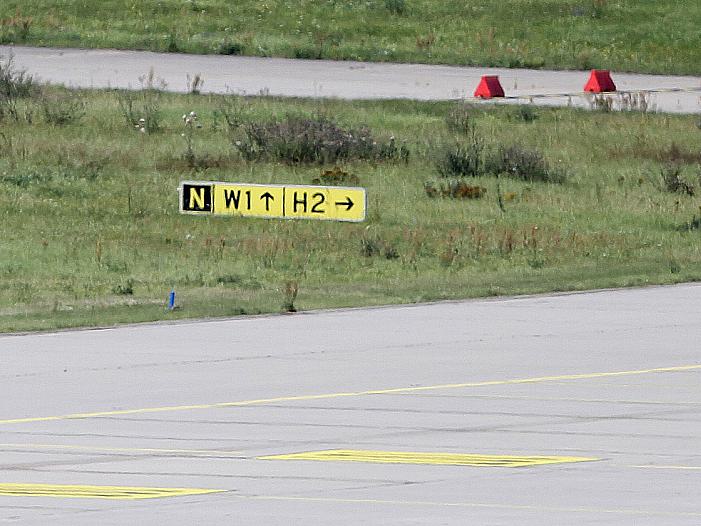 Mob umzingelt Flugzeug aus Israel nach Landung in Dagestan