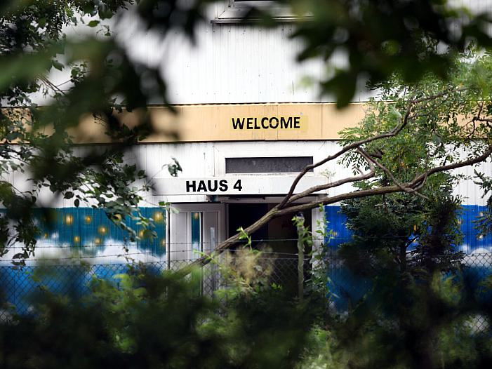 Deutscher Städtetag sieht Bezahlkarten für Flüchtlinge kritisch