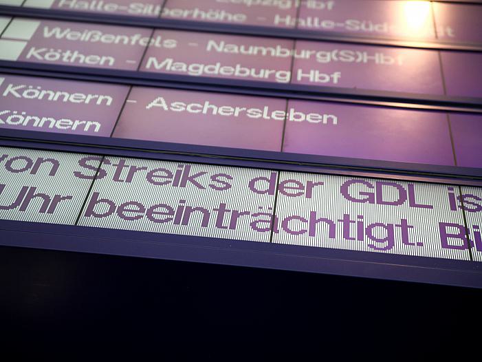 Lokführergewerkschaft GDL leitet Urabstimmung zu Streiks ein Lokführergewerkschaft GDL leitet Urabstimmung zu Streiks ein