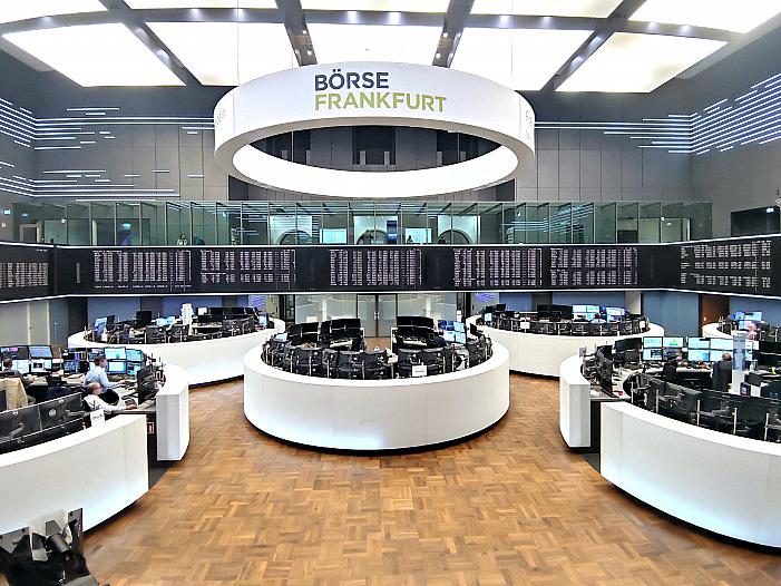 Dax rutscht am Mittag leicht ins Minus - kaum Impulse