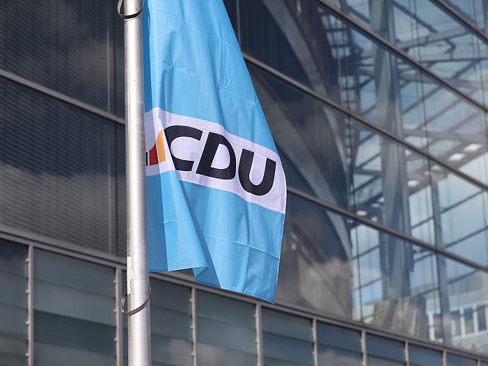 Mehrheit glaubt nicht an Lösung der Haushaltskrise durch CDU/CSU