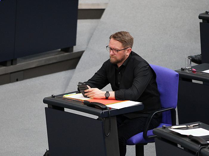 Korte fordert Bundesregierung zu Sanktionen gegen Katar auf Korte fordert Bundesregierung zu Sanktionen gegen Katar auf