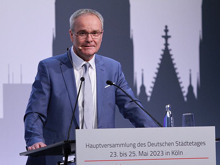 Nach BVerfG-Urteil: Dedy pocht auf Förderzusagen des Bundes