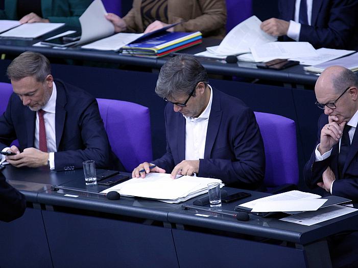 Bundesregierung gewährt Siemens Energy Milliarden-Bürgschaft