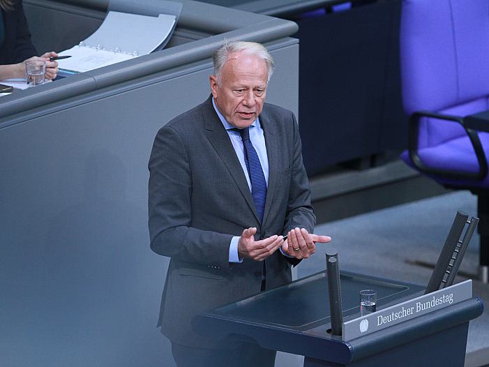 Trittin fordert Pro-Israel-Positionierung von Verlagen