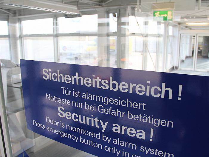 Eindringen in Flughafen-Sicherheitsbereich soll Straftat werden