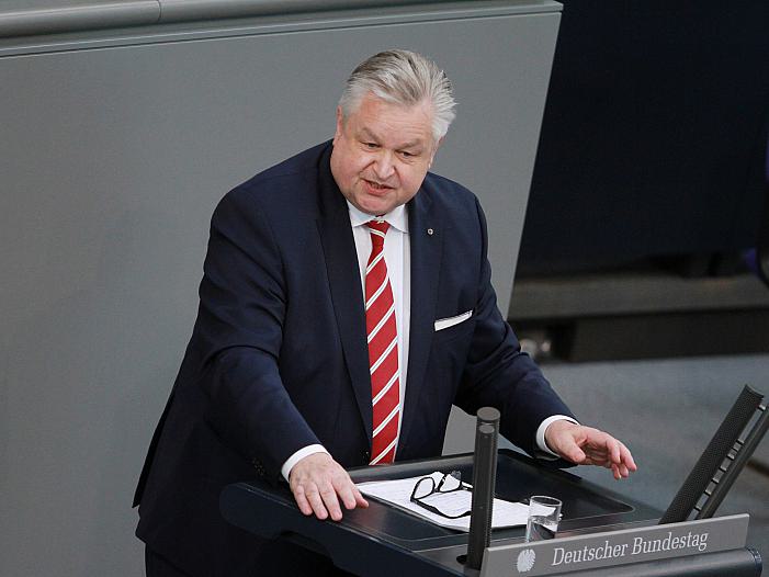 Link gegen Teilnahme an UN-Konferenz zum Verbot von Atomwaffen