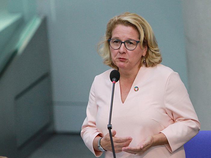 Schulze fordert China zu Finanzzusagen für Klimaschädenfonds auf